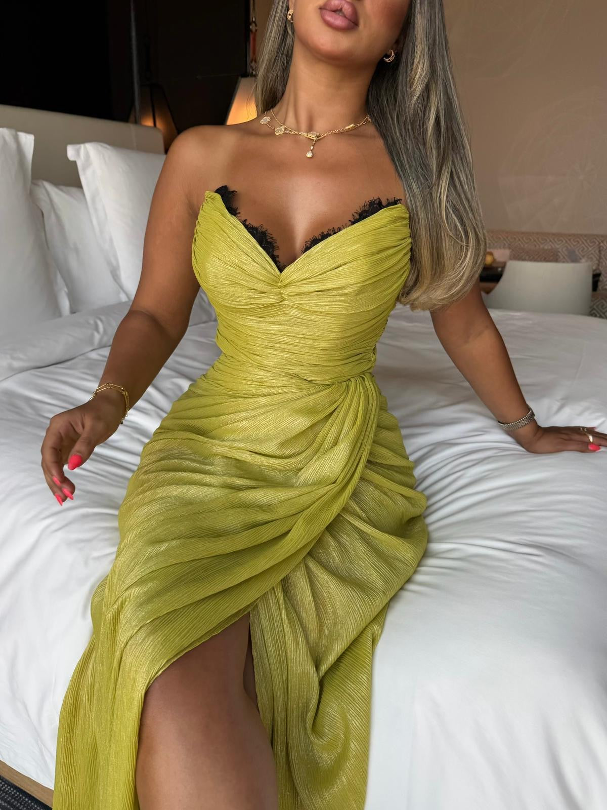 Dantela chertreuse