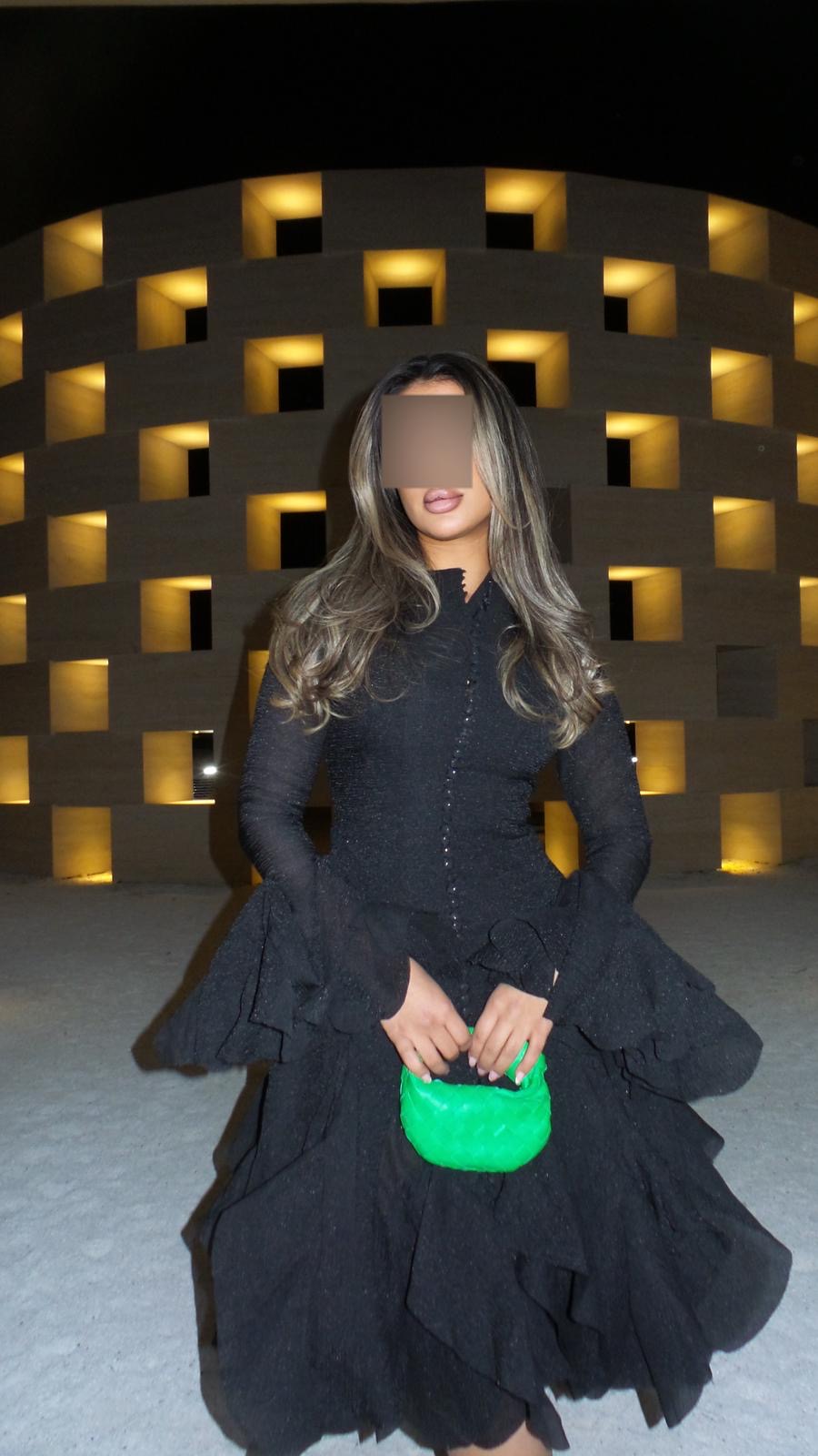 Blush black