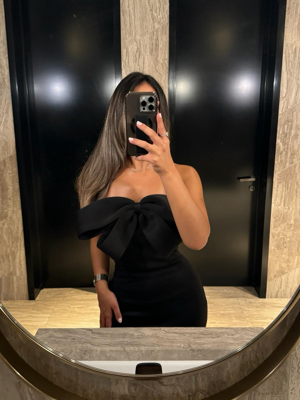 Black fyounka
