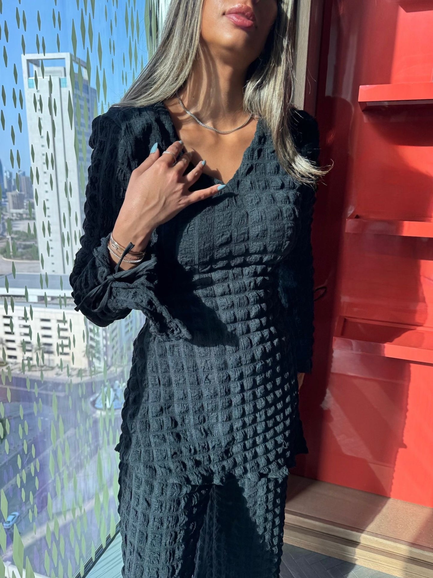 Black set