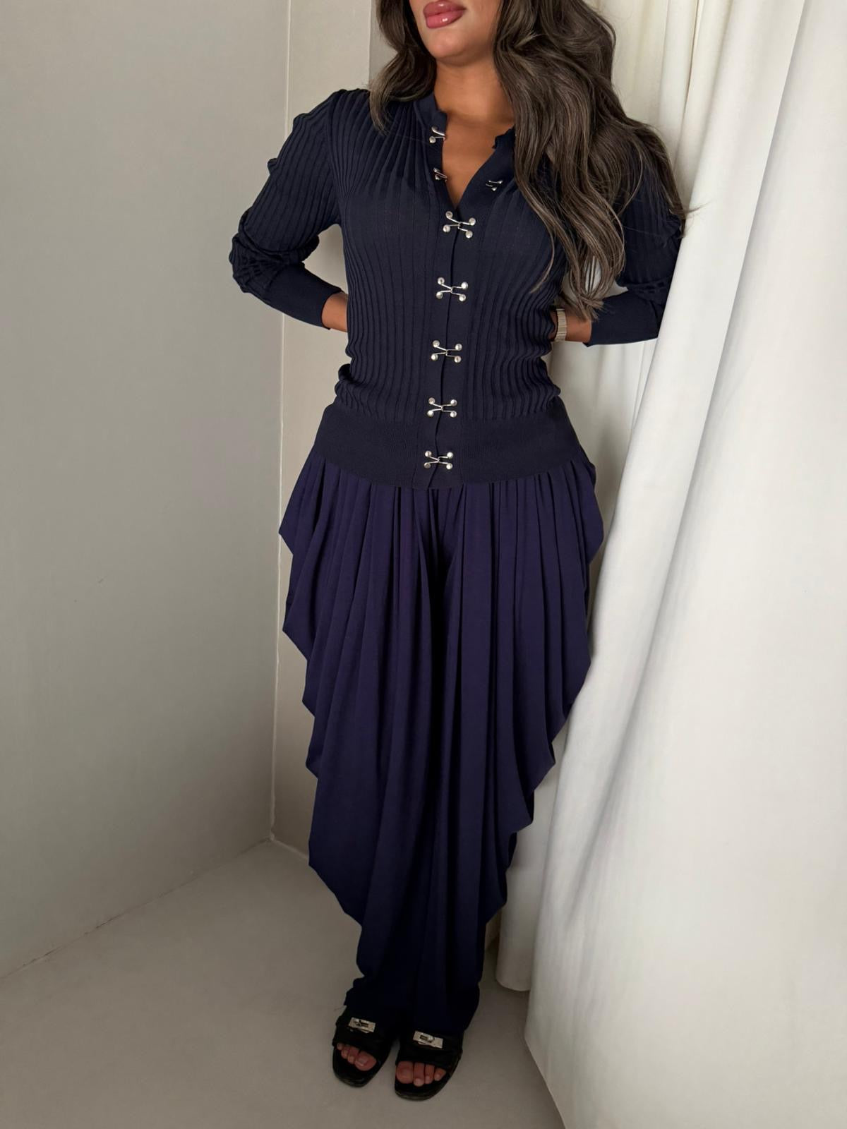 Navy chine